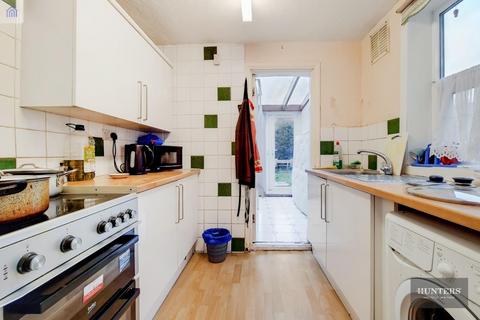 7 Heath Road, Romford, RM6 6LJ