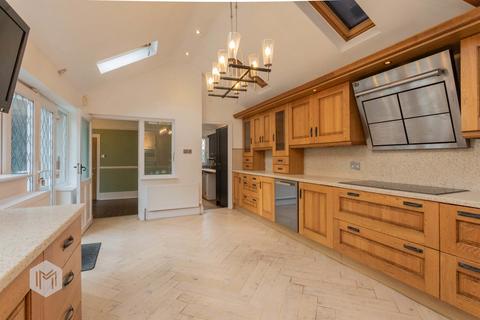 6 bedroom detached house for sale, Moss Bank Way, Bolton, Greater Manchester, BL1 3LR