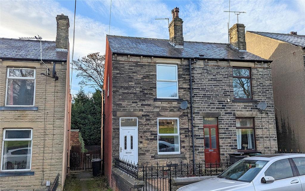 Greenside Road, Mirfield, West... 3 bed semidetached house £220,000