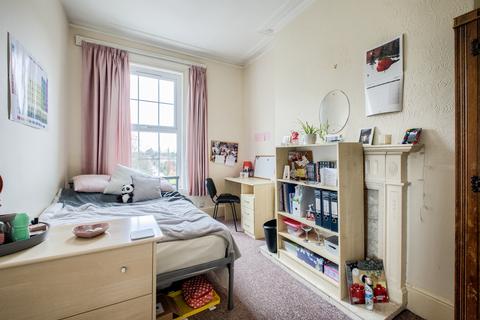undefined, Abbey Hill, Kenilworth, CV8