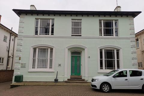 6 bedroom flat to rent, Kenilworth Road, Leamington Spa, CV32