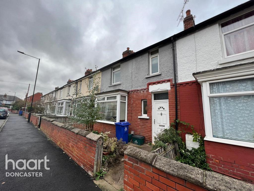 Lifford Road, Doncaster 3 bed terraced house for sale £105,000