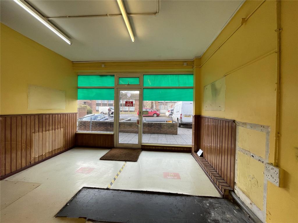 Ashdown Road, Chandlers Ford... Retail property (high street) £792
