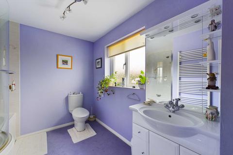 5 Guipavas Road, Callington, PL17 7PL
