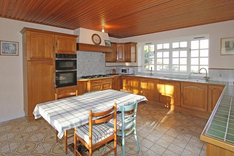 5 bedroom detached house for sale - Rue De Longis, Alderney GY9