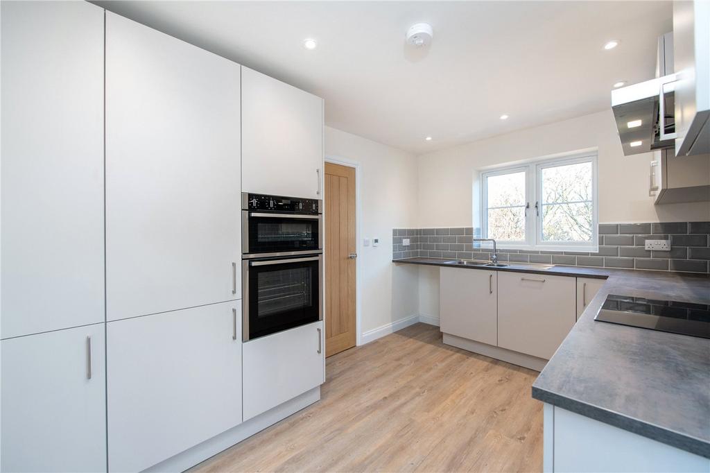 Laurel Grove, Silk Willoughby... 3 bed semidetached house £250,000