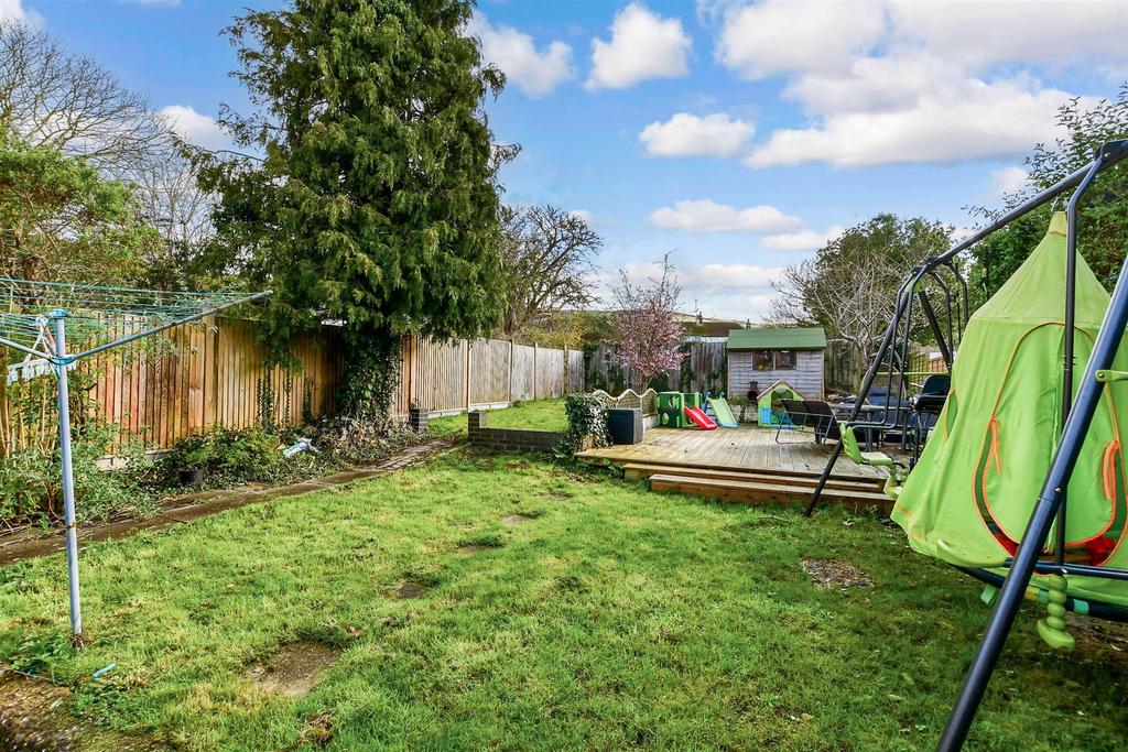 Canterbury Road, Folkestone, Kent 3 bed semidetached house for sale