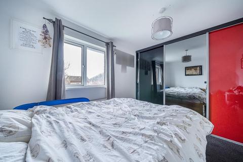 1 Cedar Close, Aylesbury, HP20 1XU