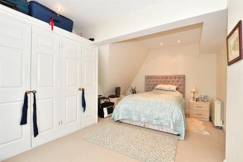 2 bedroom flat for sale - Heath Road, Petersfield, Hampshire