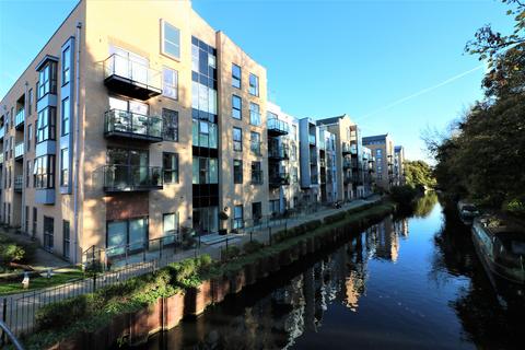 2 bedroom flat to rent, The Embankment, Nash Mills Wharf, Hemel Hempstead, HP3