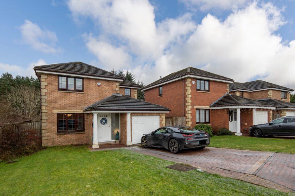 Colonsay Drive, Newton Mearns 3 bed detached villa for sale £349,000