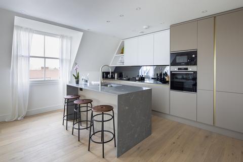 2 bedroom flat for sale - Whetstone Square, London