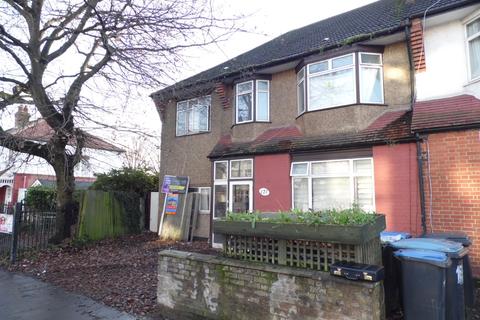 5 bedroom end of terrace house for sale - Southbury Road, Enfield, EN1