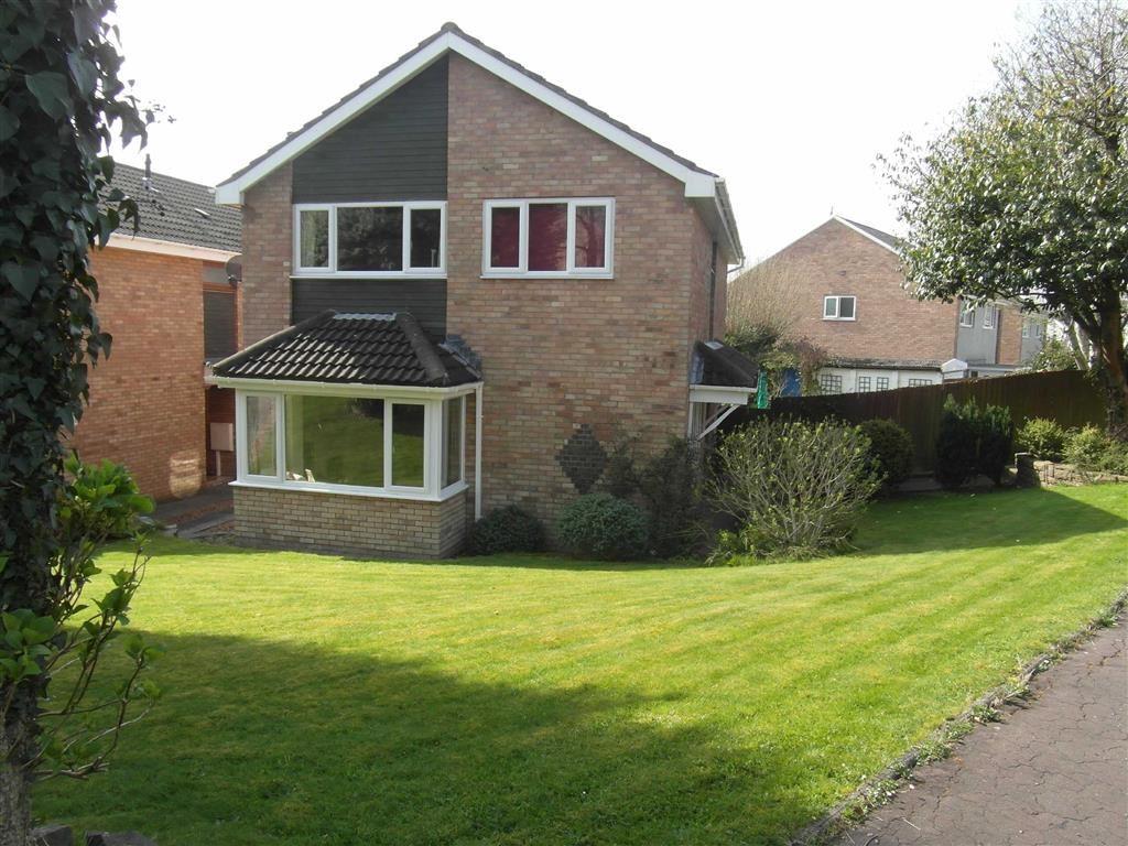 Llwyn Y Golomen, Parc Gwernfadog, Swansea 4 bed detached house £200,000