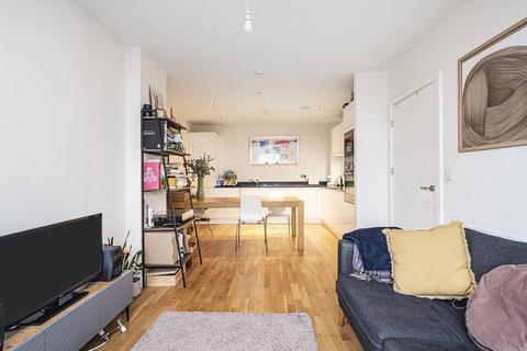 1 bedroom flat for sale - Selsea Place, Dalston, London, N16