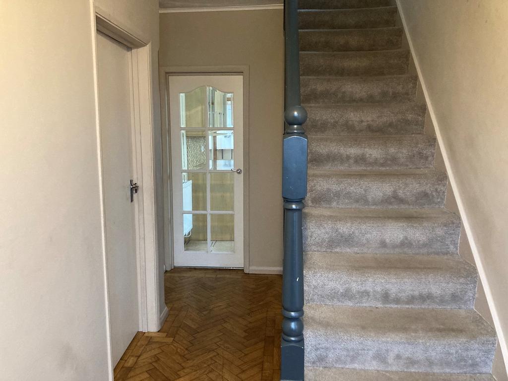 Pontypridd Road, Barry, The Vale Of... 3 bed semidetached house £