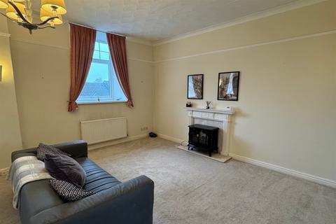 undefined, Ash Road, Lymm