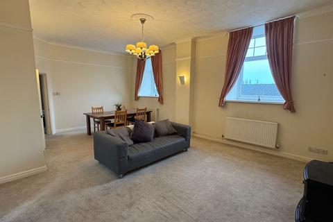 undefined, Ash Road, Lymm
