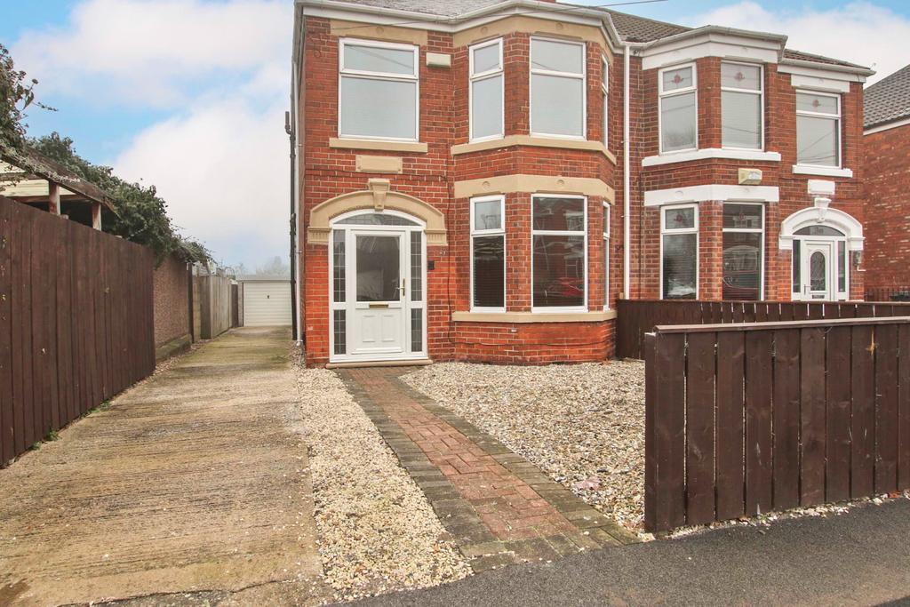 Belgrave Drive, Hull, HU4 6DR 3 bed semidetached house £200,000