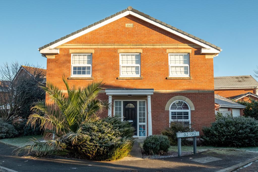Old Lytham St. Annes, FY8 4 bed detached house for sale £450,000