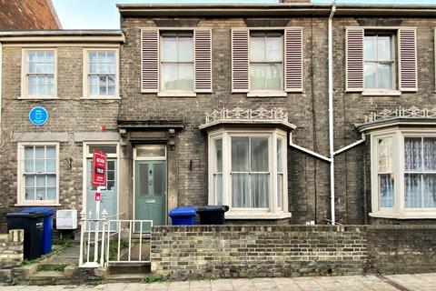 3 bedroom terraced house to rent - Crown Street, Bury St Edmunds, IP33