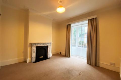 3 bedroom terraced house to rent - Crown Street, Bury St Edmunds, IP33