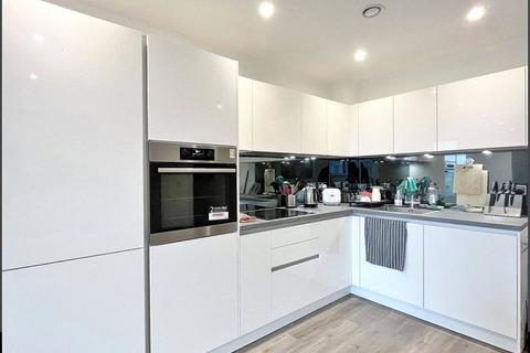 2 bedroom apartment to rent, High Street, Staines-upon-Thames, Surrey, TW18