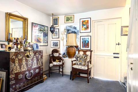 23 Ferry Road, Twickenham, TW1 3DW
