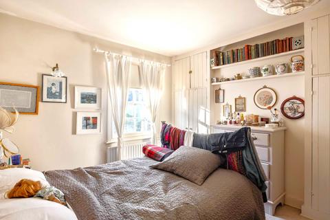 23 Ferry Road, Twickenham, TW1 3DW