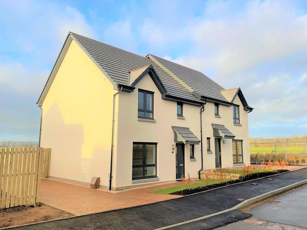 1 Strathgray Wynd, Dykes of Gray... 3 bed semidetached house £1,200