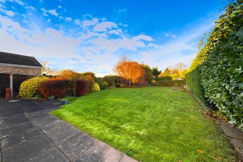 2 bedroom bungalow for sale - Oakleigh Heath, Hallow, Worcester, Worcestershire, WR2