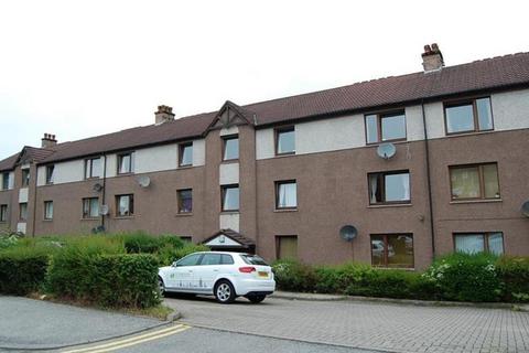 3 bedroom flat to rent, Morrison Drive, Garthee, Aberdeen AB10