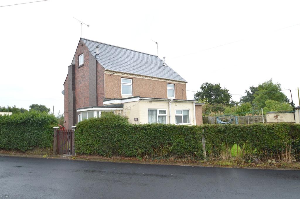 Dagtail Lane, Redditch... 1 bed semidetached house £850 pcm (£196 pw)