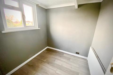 undefined, Dean Close, Uxbridge
