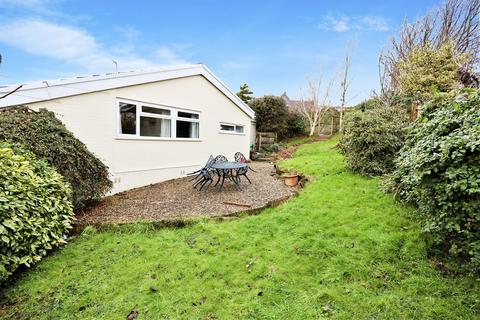 3 bedroom detached bungalow for sale - Church Hill Close, Llanblethian, Cowbridge, Vale Of Glamorgan, CF71 7JH