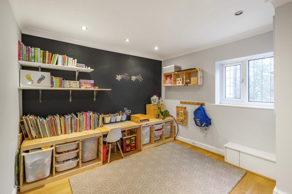 Lyon Grove, Roe Green, Worsley, M28 2RH 4 bed cottage £465,000