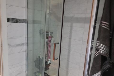 1 bedroom in a house share to rent, Ruislip Road, Greenford UB6