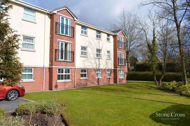 Planewood Gardens, Lowton... 2 bed apartment £99,950