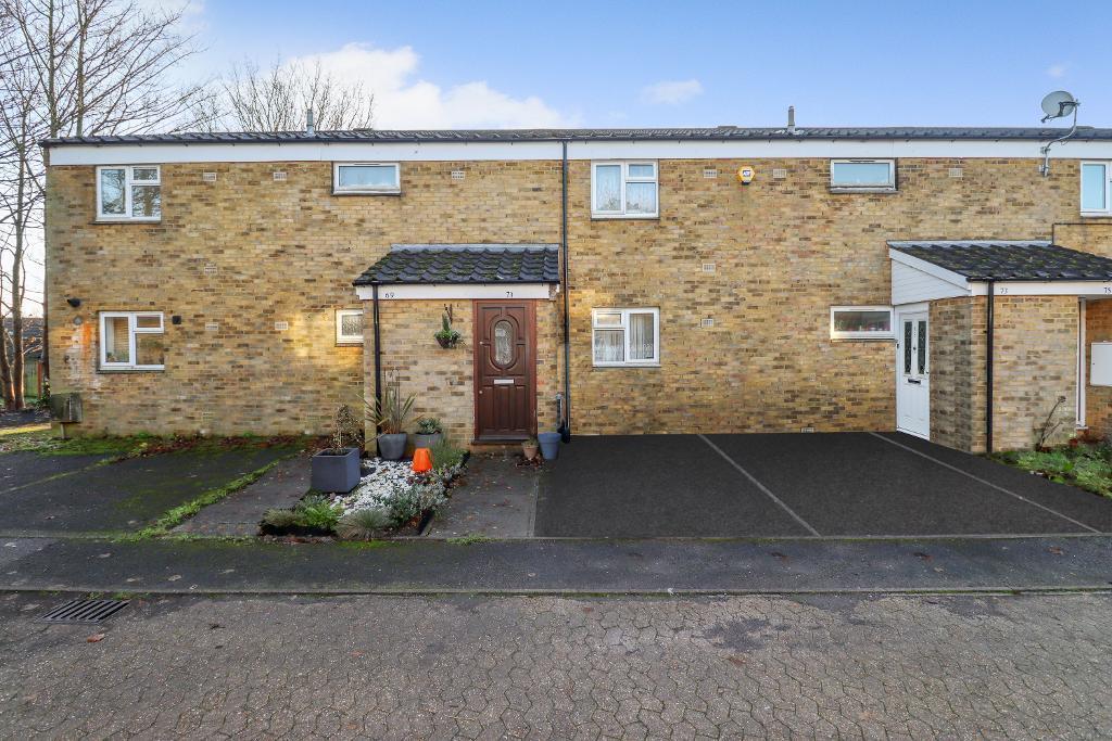 Spear Close, Marsh Farm, Luton... 2 bed £140,000
