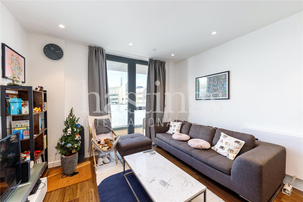 Hornbeam House, 22 Quebec Way, Canada Water, London, SE16 1 bed