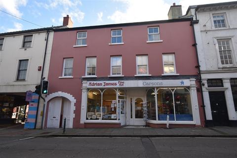 2 bedroom flat for sale, Main Street, Pembroke