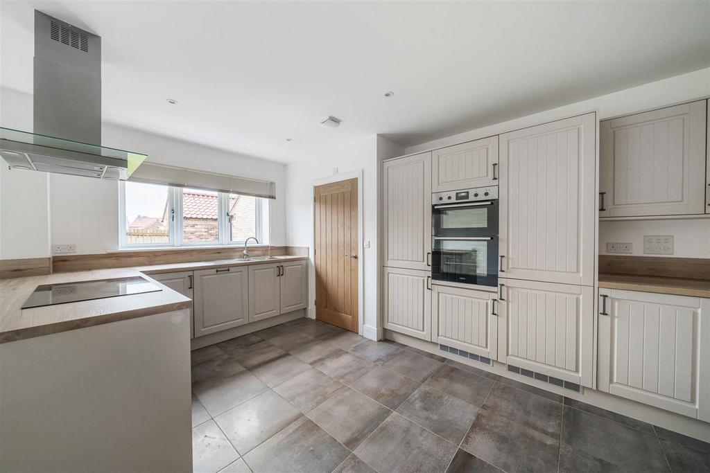 Kitchen/dining area
