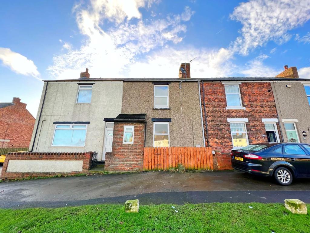 Front Street South, Trimdon Village 2 bed terraced house £65,000
