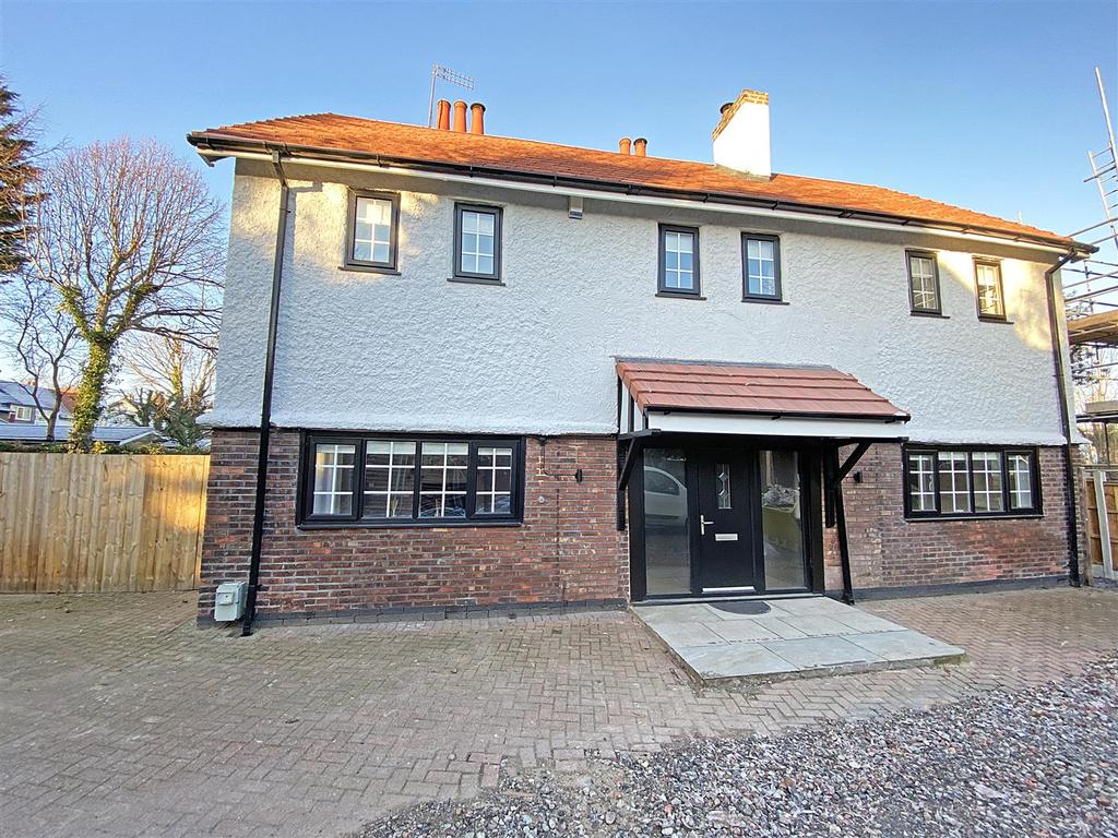 Blundell Road, Hightown, Liverpool 5 bed house £550,000