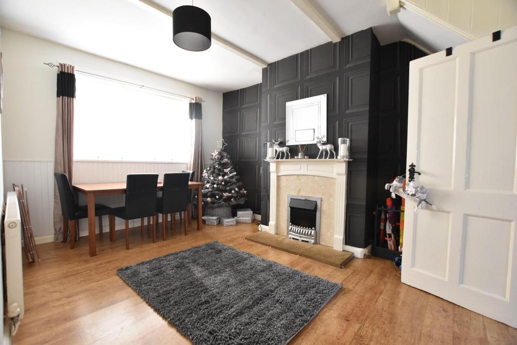 Buckingham Street, Scunthorpe 3 bed terraced house £120,000
