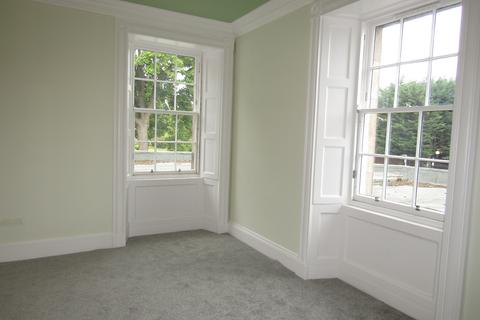 3 bedroom flat to rent, Main Street, EDINBURGH