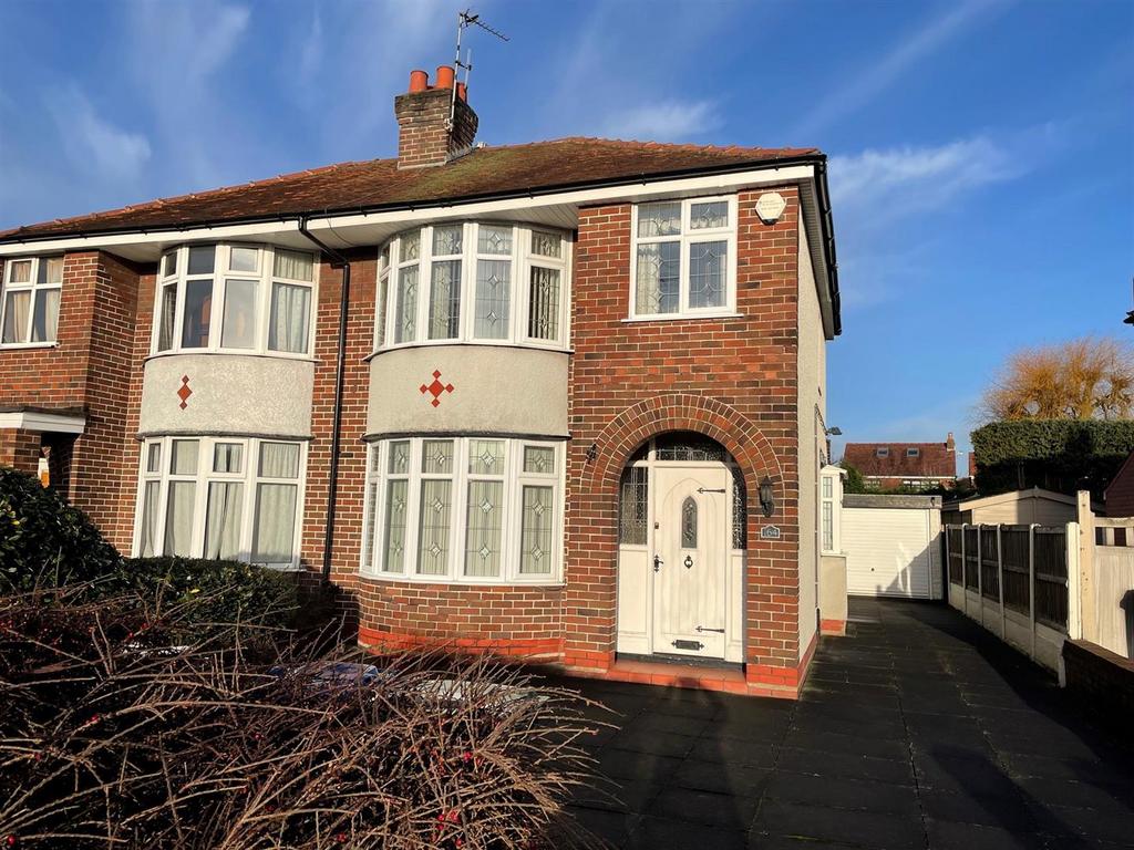 St Helens Road, Leigh 3 bed semidetached house £250,000