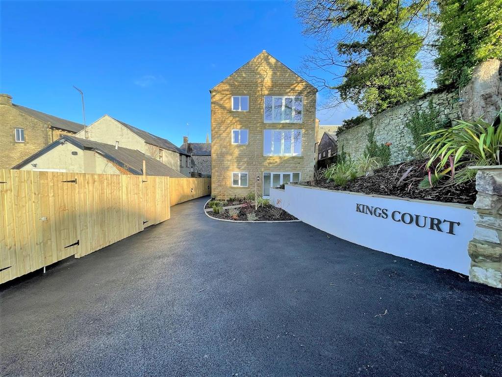 Kings Court, Clitheroe, Ribble Valley 1 bed apartment £155,000