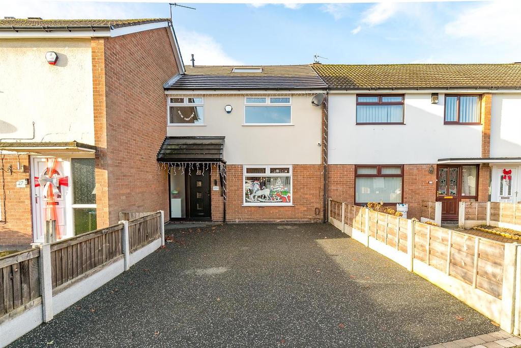 Sandbach Road, Sale 3 bed terraced house £300,000