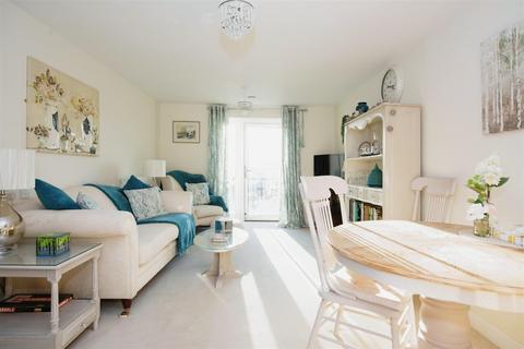 2 bedroom apartment for sale - Harvard Place, Stratford-Upon-Avon, Warwickshire CV37 8GA